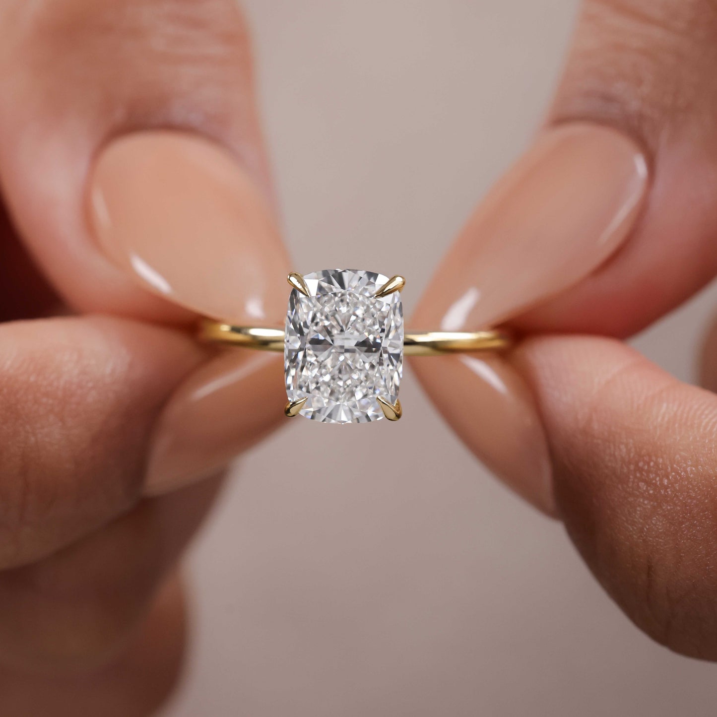 1.0 CT Oval Lab Grown Diamond Solitaire Engagement Ring