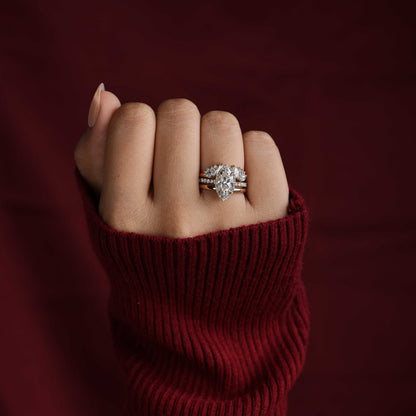 1.0 CT Oval Lab Grown Diamond Solitaire Engagement Ring